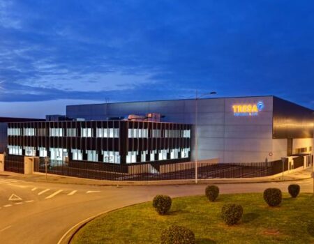 EDIFICIO DE OFICINAS Y NAVE INDUSTRIAL EN P.C.T. DE GIJÓN, ASTURIAS