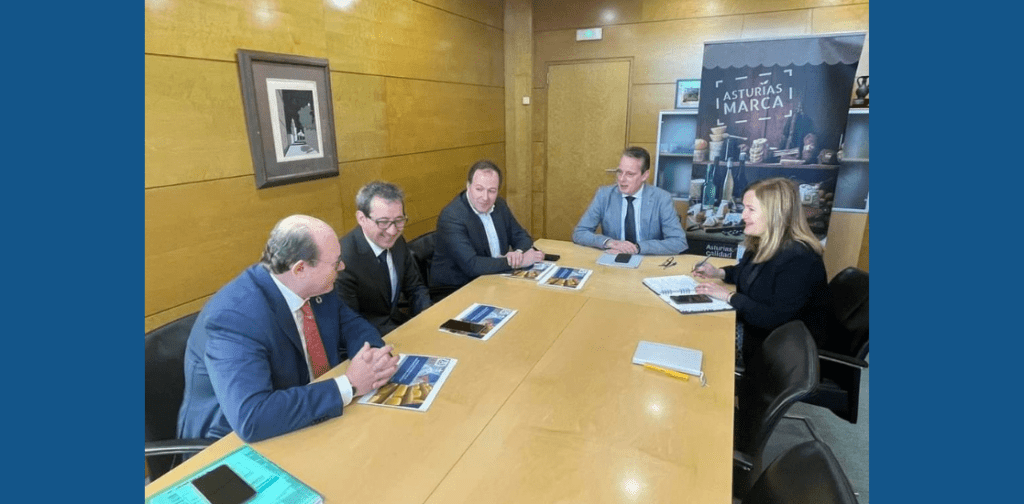 Encuentro entre Royal A-ware e Impulso con el Consejero de Medio Rural del Principado de Asturias